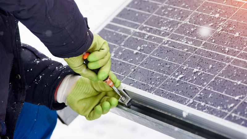 Mani al lavoro d’inverno, come proteggerle?