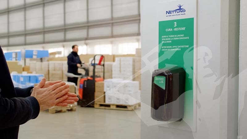 Dispenser per sapone professionale: ufficio e industria